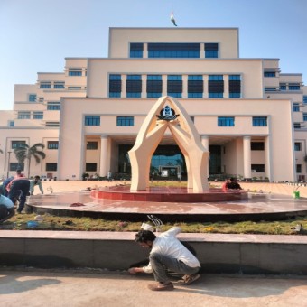 IIT Bhubaneswar- Finger Monuent